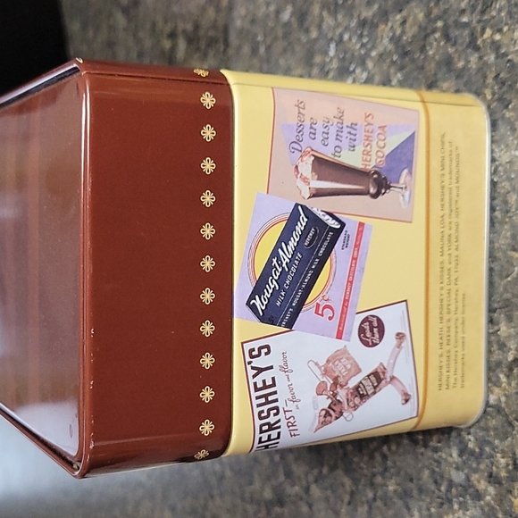 Hershey Recipe Box with Recipe Cards - Picture 4 of 12